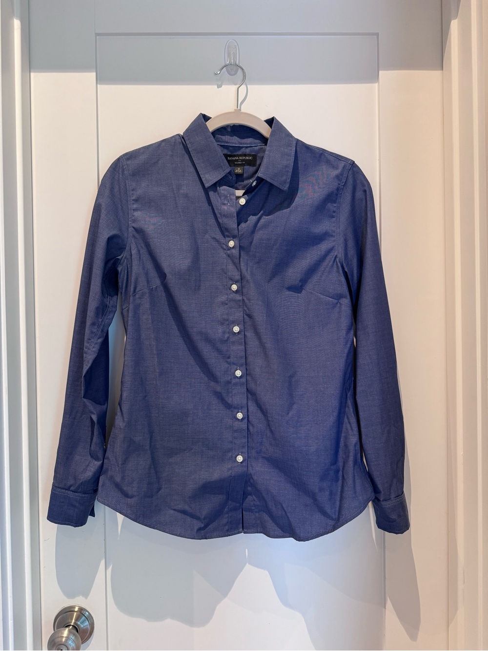 Banana Republic Women's Navy Button-Down Shirt